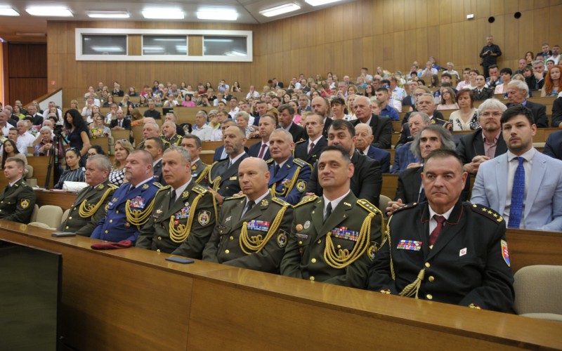 Slávnostné promócie absolventov AOS, 04. 07. 2024