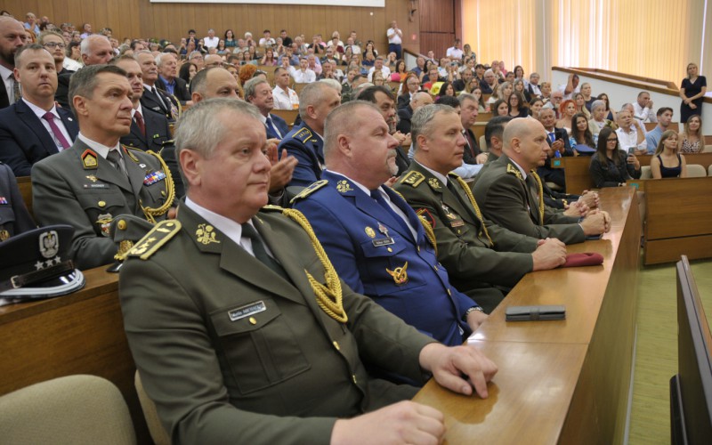 Slávnostné promócie absolventov AOS, 04. 07. 2024