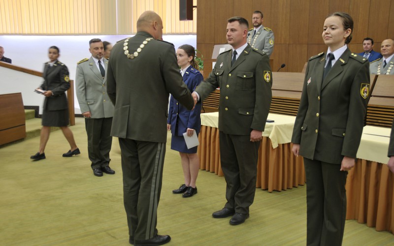 Slávnostné promócie absolventov AOS, 04. 07. 2024