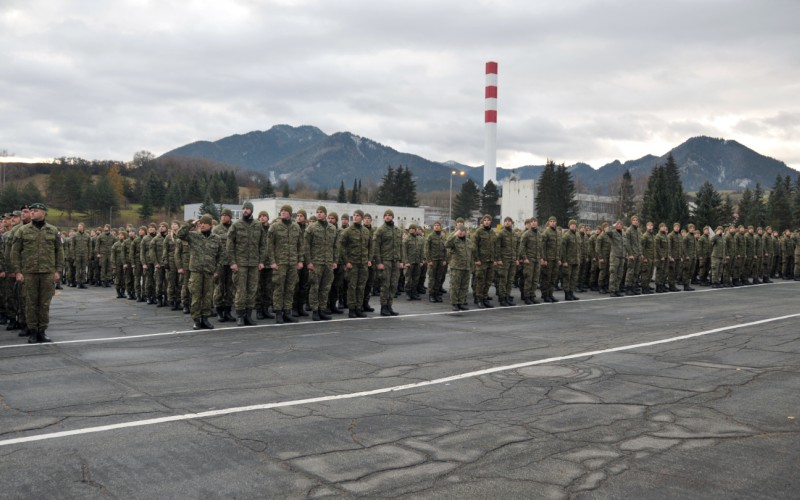 Zhromaždenie profesionálnych vojakov a zamestnancov AOS pri príležitosti Dňa boja za slobodu a demokraciu, 19. 11. 2024