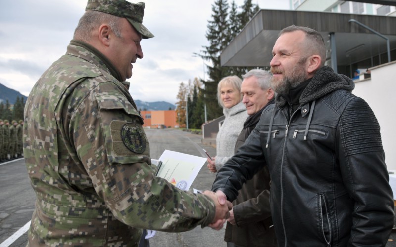 Zhromaždenie profesionálnych vojakov a zamestnancov AOS pri príležitosti Dňa boja za slobodu a demokraciu, 19. 11. 2024