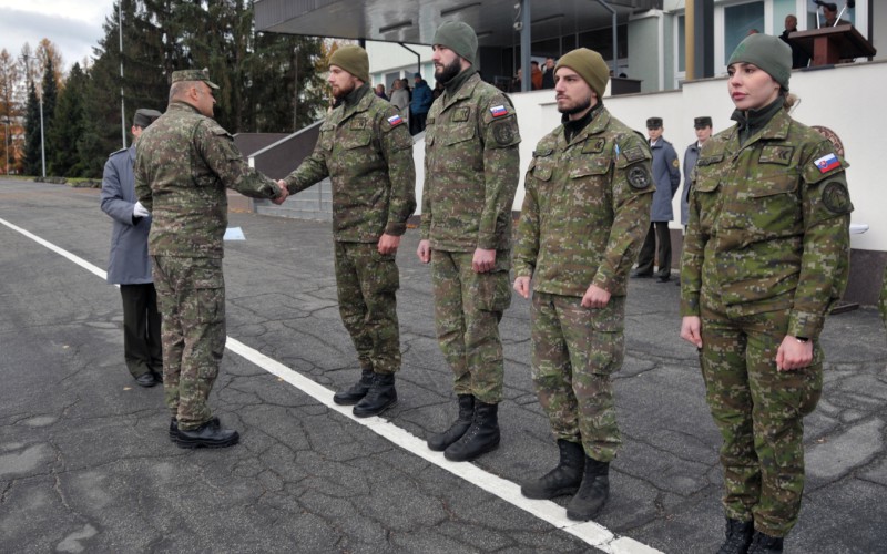 Zhromaždenie profesionálnych vojakov a zamestnancov AOS pri príležitosti Dňa boja za slobodu a demokraciu, 19. 11. 2024