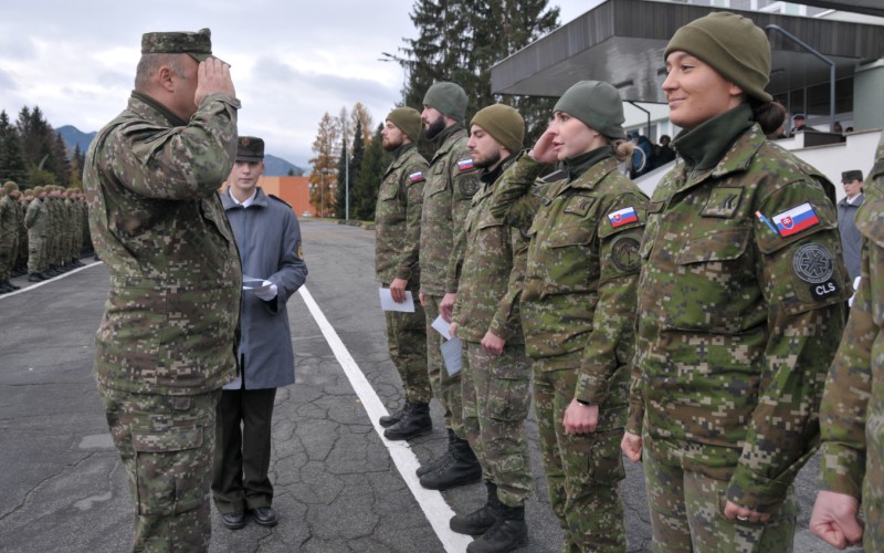 Zhromaždenie profesionálnych vojakov a zamestnancov AOS pri príležitosti Dňa boja za slobodu a demokraciu, 19. 11. 2024