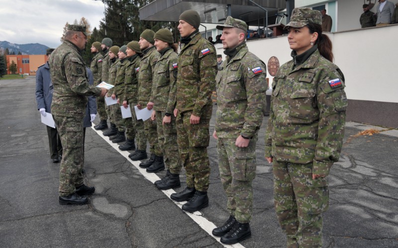 Zhromaždenie profesionálnych vojakov a zamestnancov AOS pri príležitosti Dňa boja za slobodu a demokraciu, 19. 11. 2024