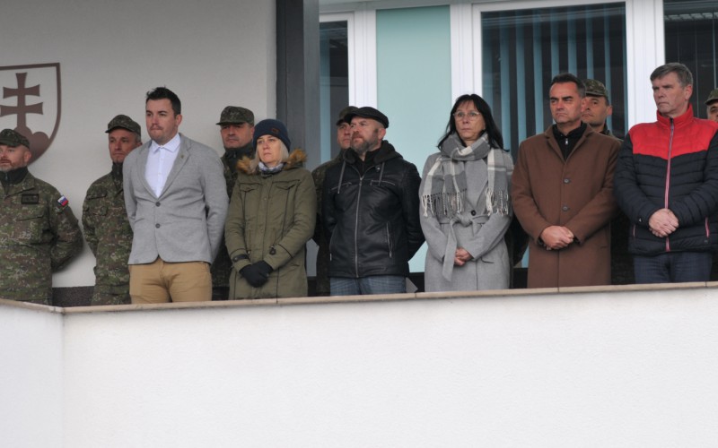 Zhromaždenie profesionálnych vojakov a zamestnancov AOS pri príležitosti Dňa boja za slobodu a demokraciu, 19. 11. 2024