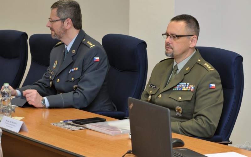 Rokovanie pracovných skupín MO SR a ČR, 03. - 05. 12. 204