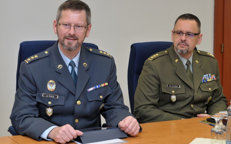 Rokovanie pracovných skupín MO SR a ČR, 03. - 05. 12. 204