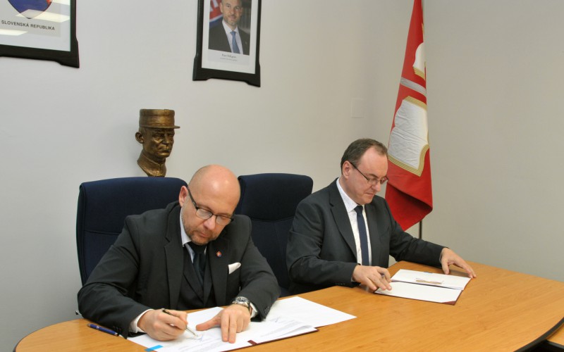 Rokovanie pracovných skupín MO SR a ČR, 03. - 05. 12. 204