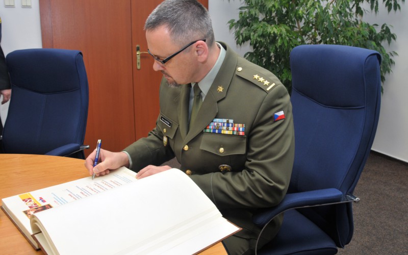 Rokovanie pracovných skupín MO SR a ČR, 03. - 05. 12. 204