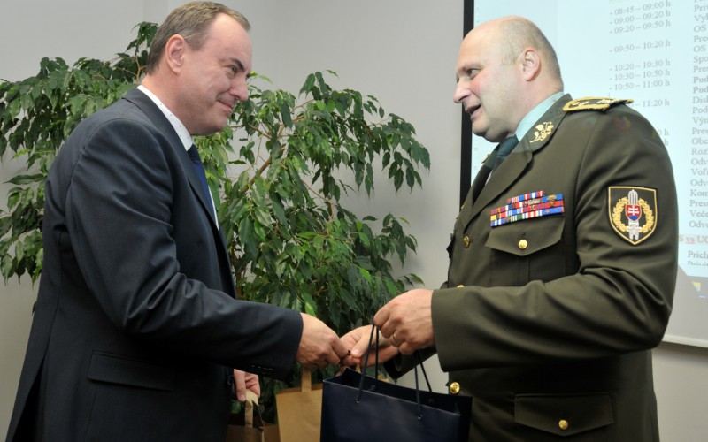 Rokovanie pracovných skupín MO SR a ČR, 03. - 05. 12. 204