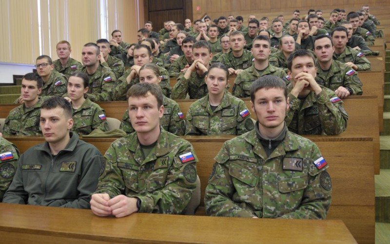 Krst  publikácie o snúbenici M. R. Štefánika-“Giuliana Benzoni : Život  rebelantky”,  09. 12. 2024