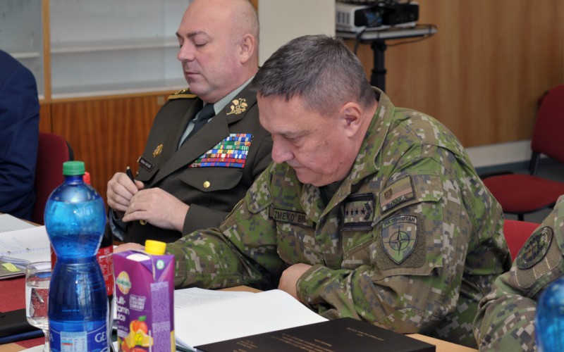 Obhajoby záverečných prác - Vyšší veliteľsko-štábny kurz, 11. - 12. 12. 2024