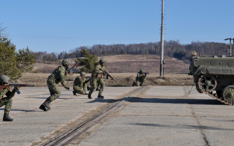 Blokový výcvik kadetov 2. ročníka vo Vojenskom výcvikovom priestore Kamenica nad Cirochou , 12. 02. 2025