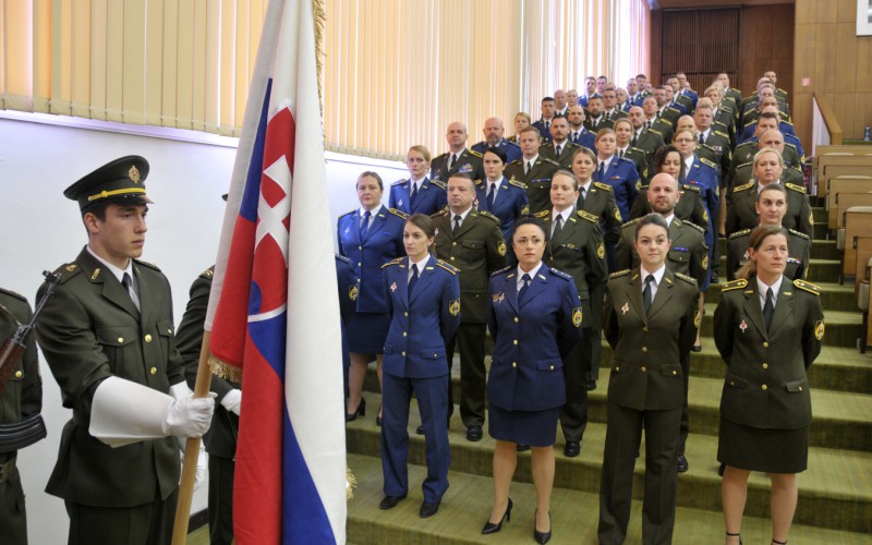 Slávnostné ukončenie 30. ZVŠK (Základný veliteľsko-štábny kurz), 25. 04. 2025