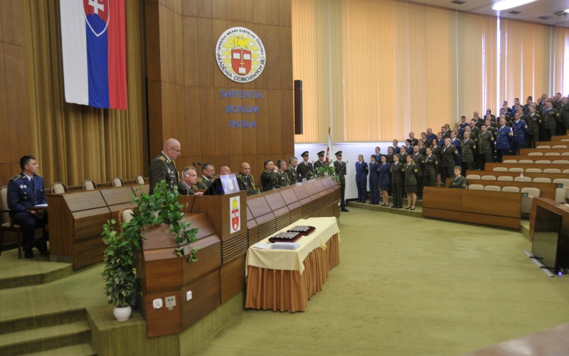 Slávnostné ukončenie 30. ZVŠK (Základný veliteľsko-štábny kurz), 25. 04. 2025