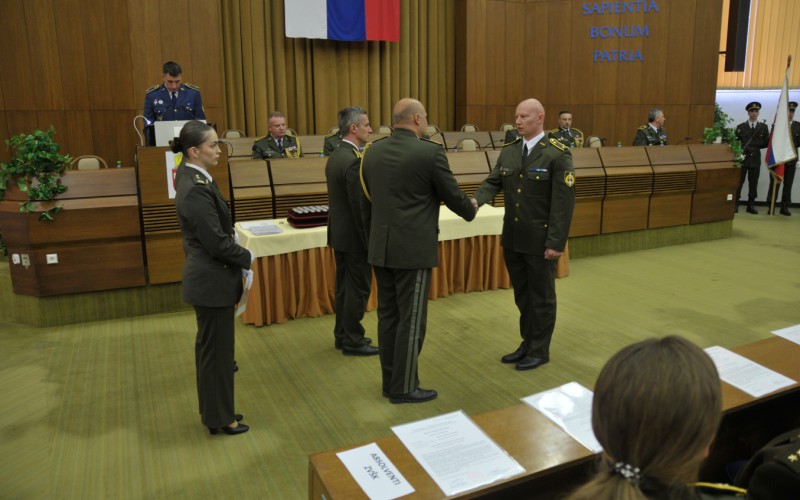 Slávnostné ukončenie 30. ZVŠK (Základný veliteľsko-štábny kurz), 25. 04. 2025