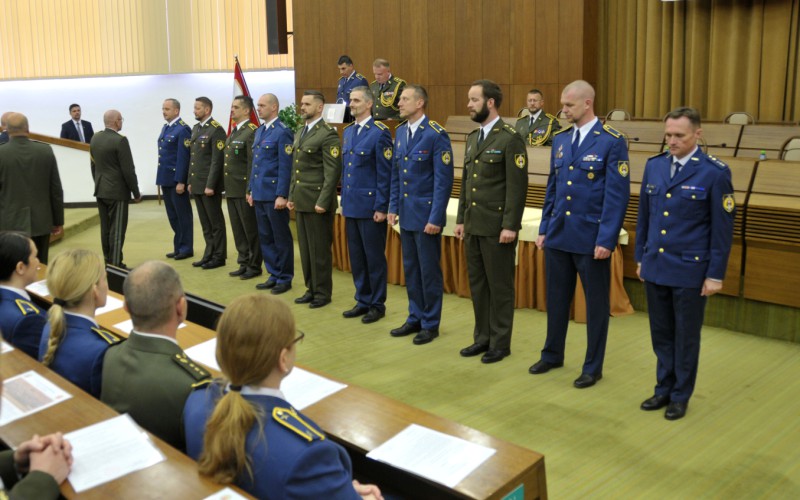 Slávnostné ukončenie 30. ZVŠK (Základný veliteľsko-štábny kurz), 25. 04. 2025