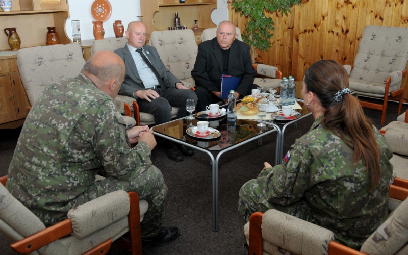 Prednáška pplk. v. v. doc. PhDr. Jozefa Bystrického, CSc., v AOS, 12. 05. 2025