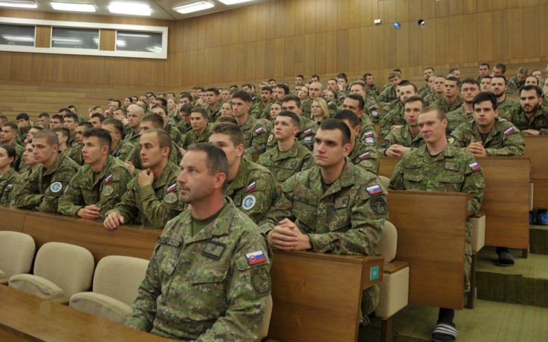 Prednáška pplk. v. v. doc. PhDr. Jozefa Bystrického, CSc., v AOS, 12. 05. 2025