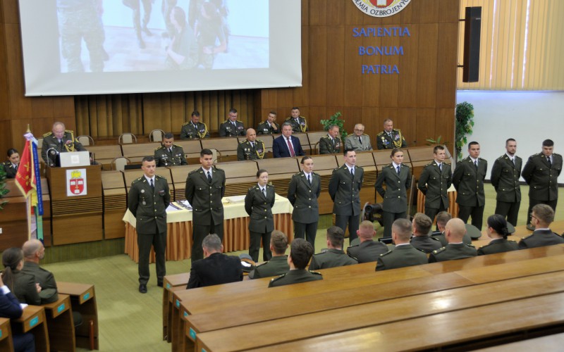 Vyradenie absolventov AOS vojenskej špecializácie G20 - delostrelcov, 30. 06. 2025