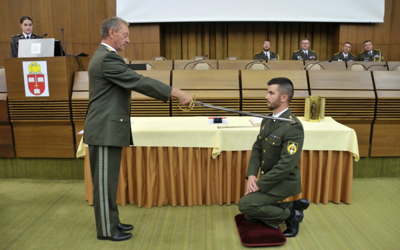 Vyradenie absolventov AOS vojenskej špecializácie G20 - delostrelcov, 30. 06. 2025