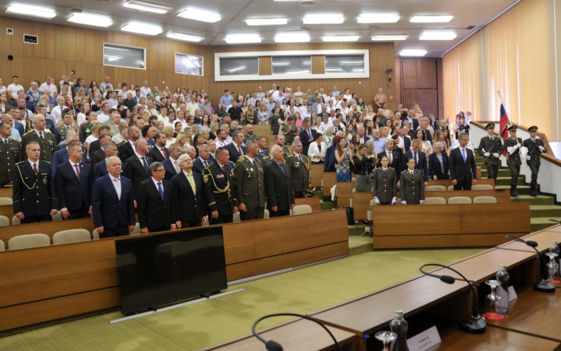 Slávnostná promócia kadetov AOS, 04. 07. 2025