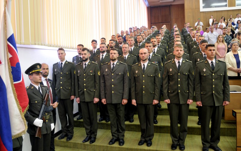 Slávnostná promócia kadetov AOS, 04. 07. 2025