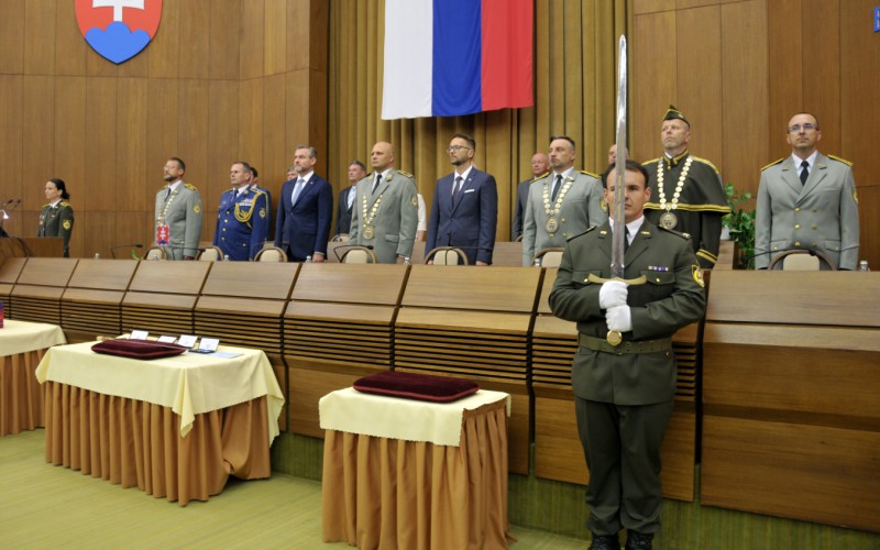 Slávnostná promócia kadetov AOS, 04. 07. 2025