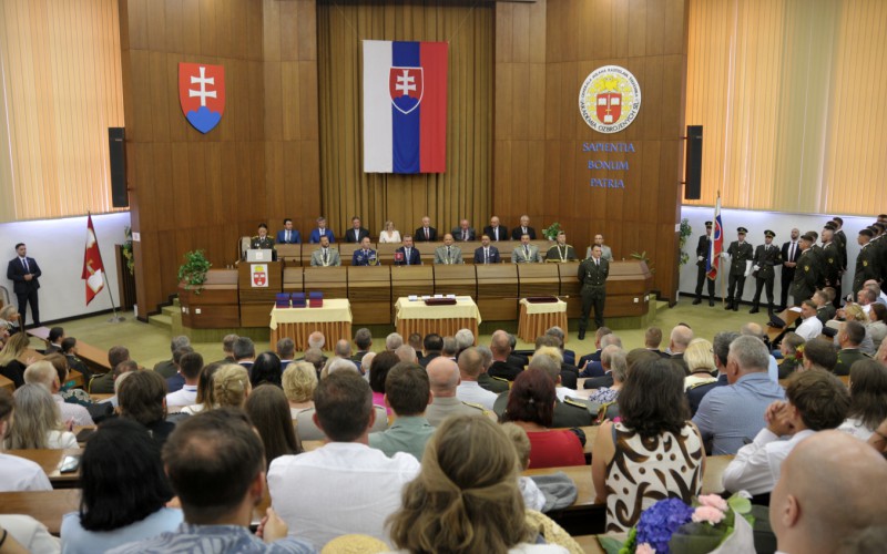 Slávnostná promócia kadetov AOS, 04. 07. 2025