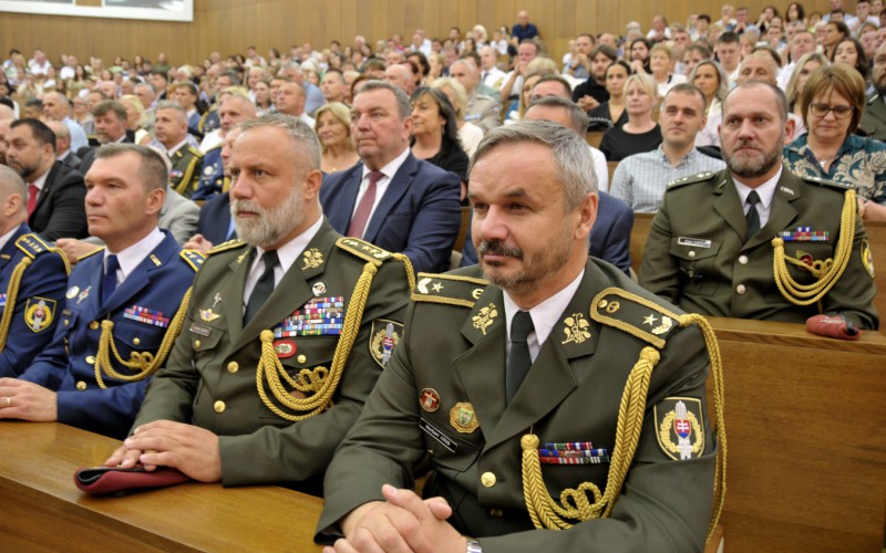 Slávnostná promócia kadetov AOS, 04. 07. 2025