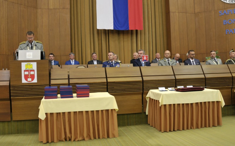 Slávnostná promócia kadetov AOS, 04. 07. 2025