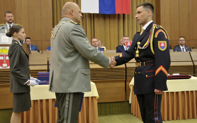 Slávnostná promócia kadetov AOS, 04. 07. 2025