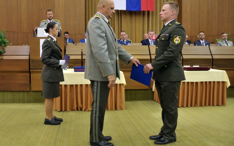 Slávnostná promócia kadetov AOS, 04. 07. 2025