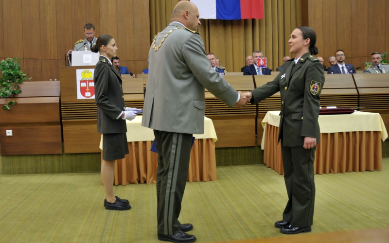 Slávnostná promócia kadetov AOS, 04. 07. 2025