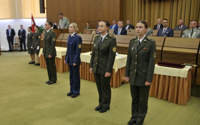 Slávnostná promócia kadetov AOS, 04. 07. 2025