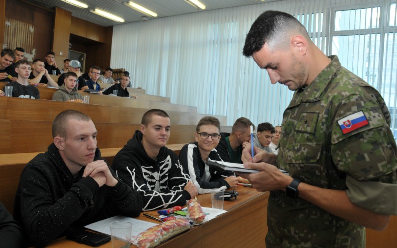 Základný vojenský výcvik - nástup, 18. 08. 2025