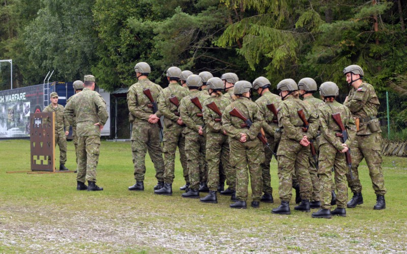 Základný vojenský výcvik - strelnica, 02. 09. 2025