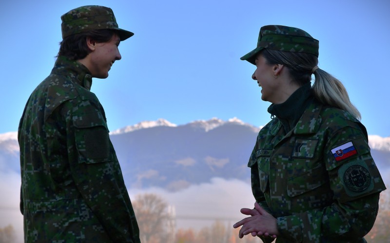 Nakrúcanie televíznej relácie Ľavou zadnou na AOS                    6. 11. 2025