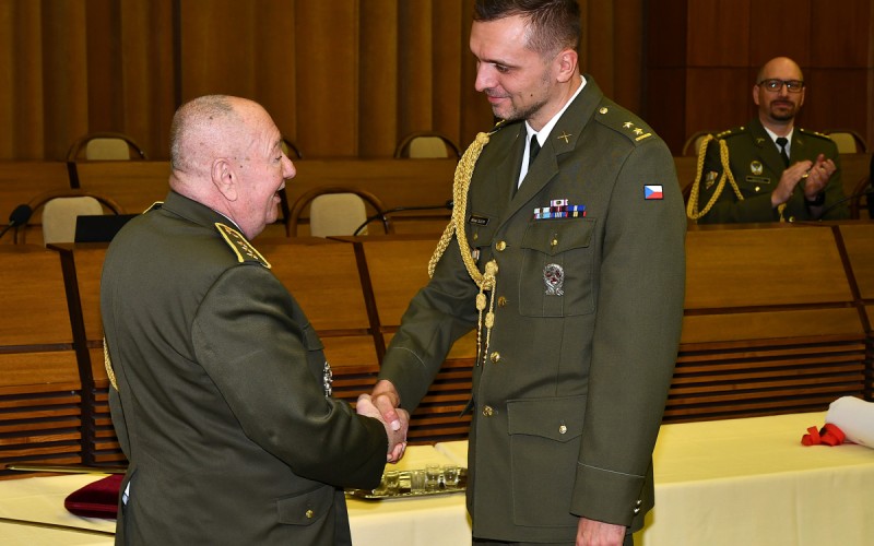 Prijímanie nových učňov do Cechu delostreleckého 4. 12. 2025