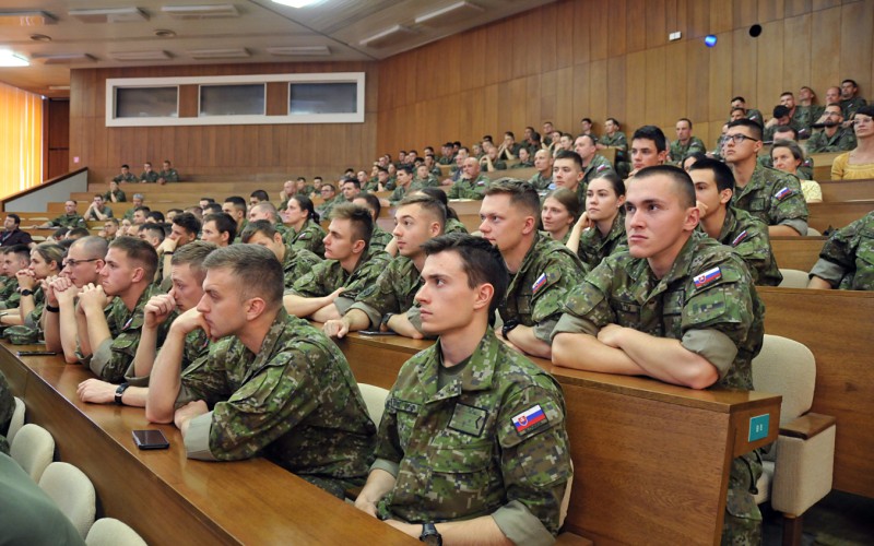 Exhibition, lecture and discussion ANTIHYBRID