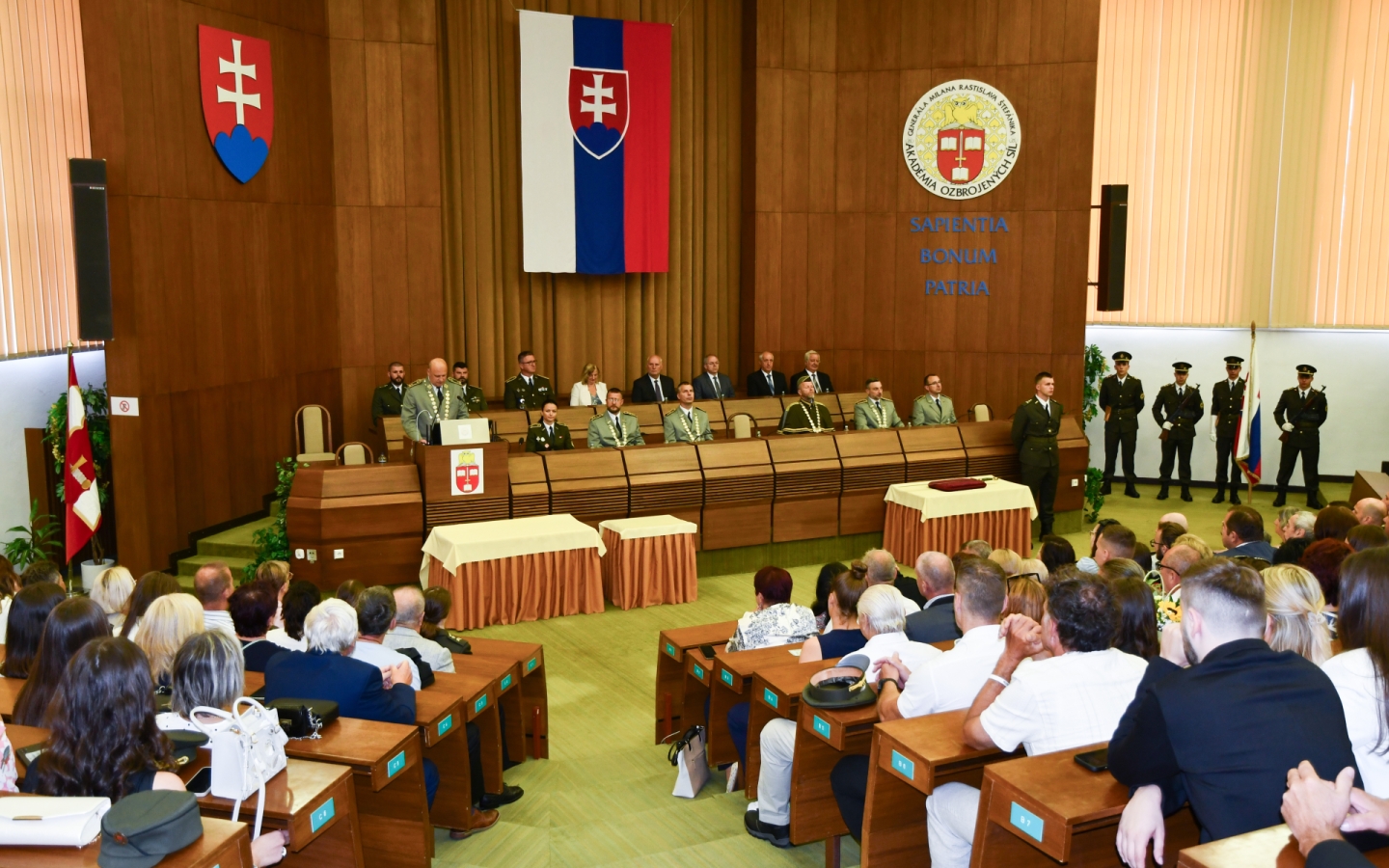 Slávnostné promócie bakalárov, 10. 07. 2026